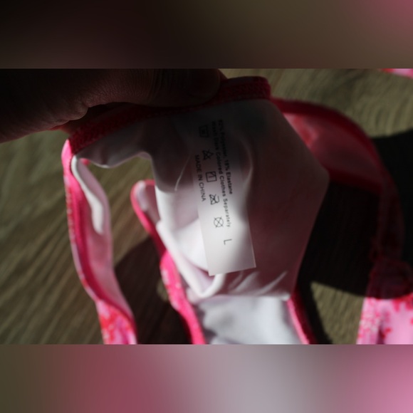 SHEIN Large Pink Bikini - Picture 5 of 7